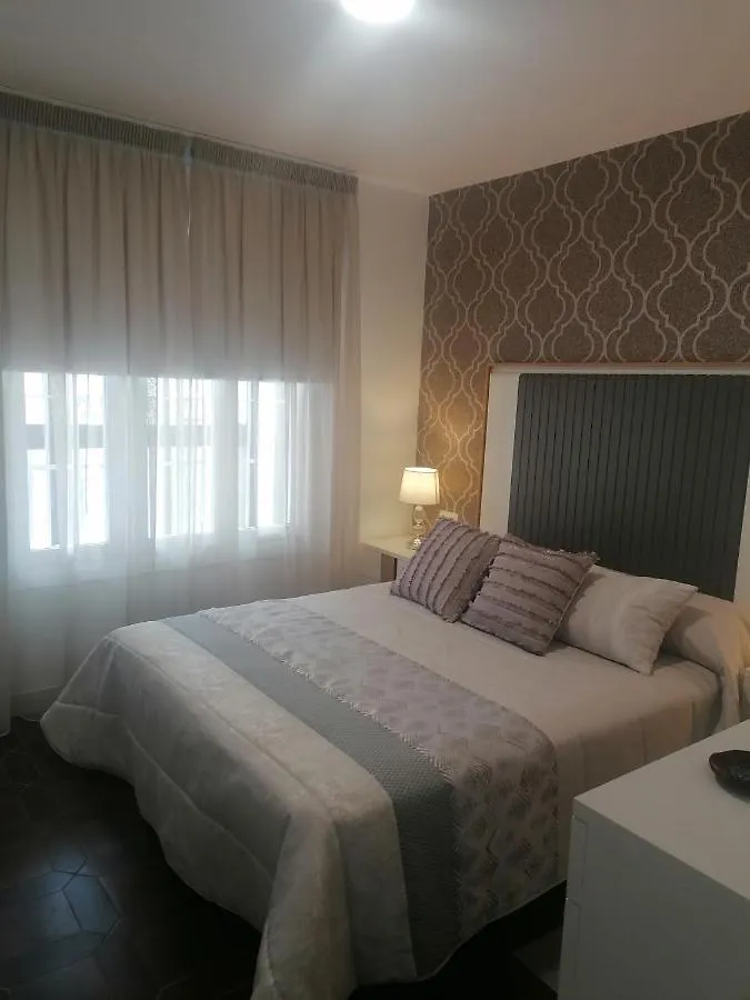 산루이스데사비닐라스 Piso Playa Malaga 아파트